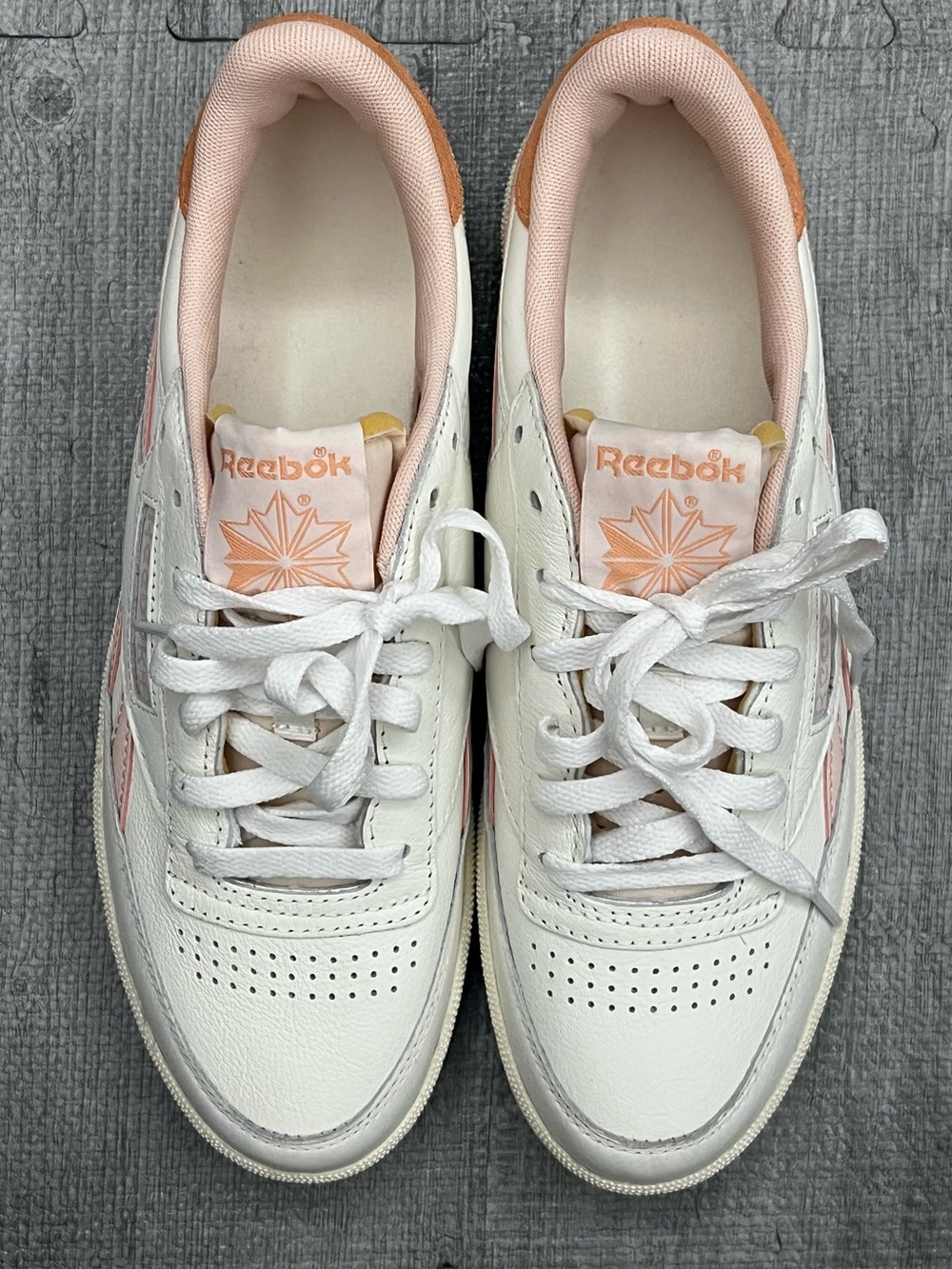 Reebok Women’s White/Pink/Leather Lace-Up Low Top Athletic Sneakers Solid